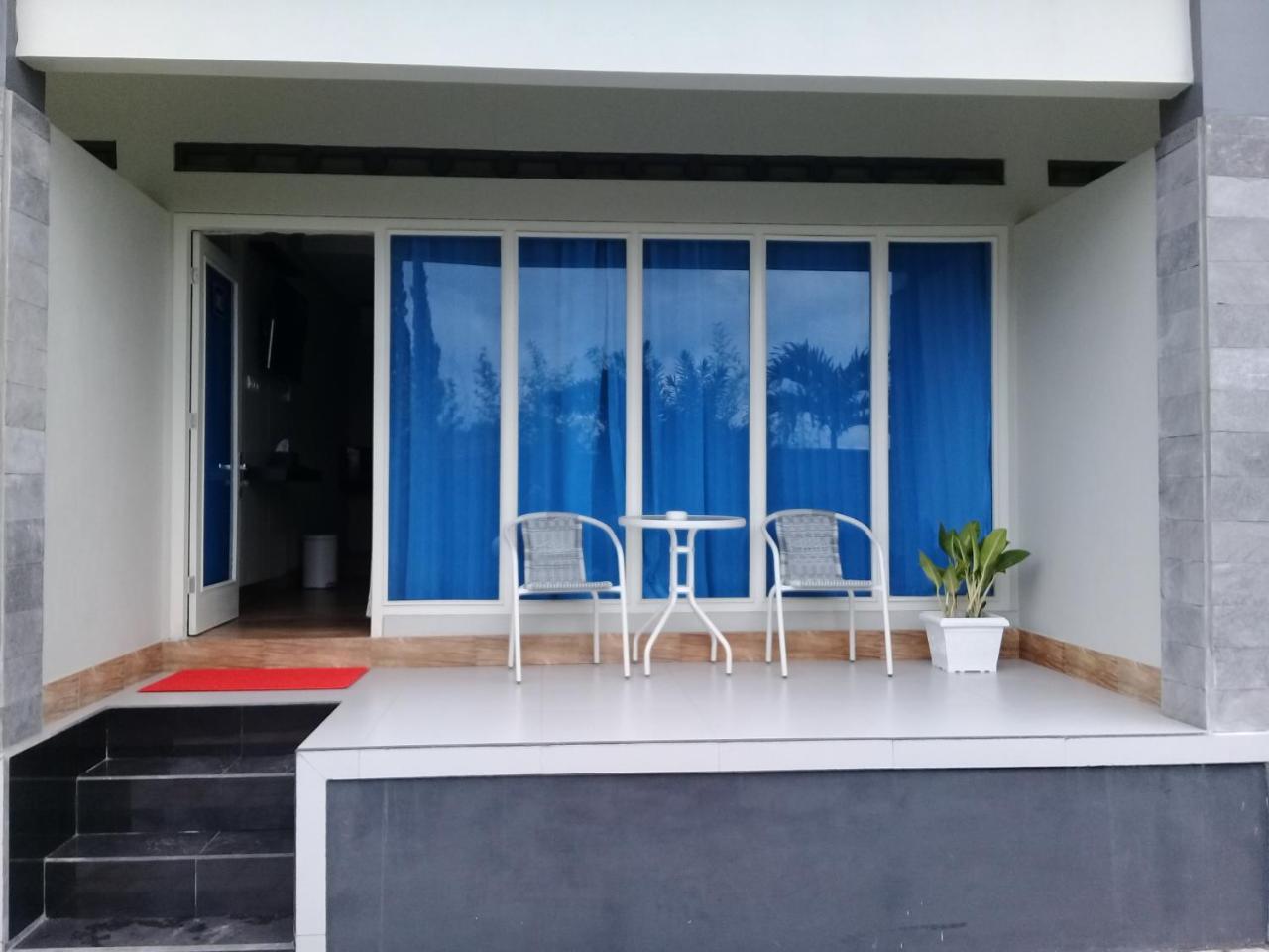 Wisma Lovebird Kalianget Exterior foto